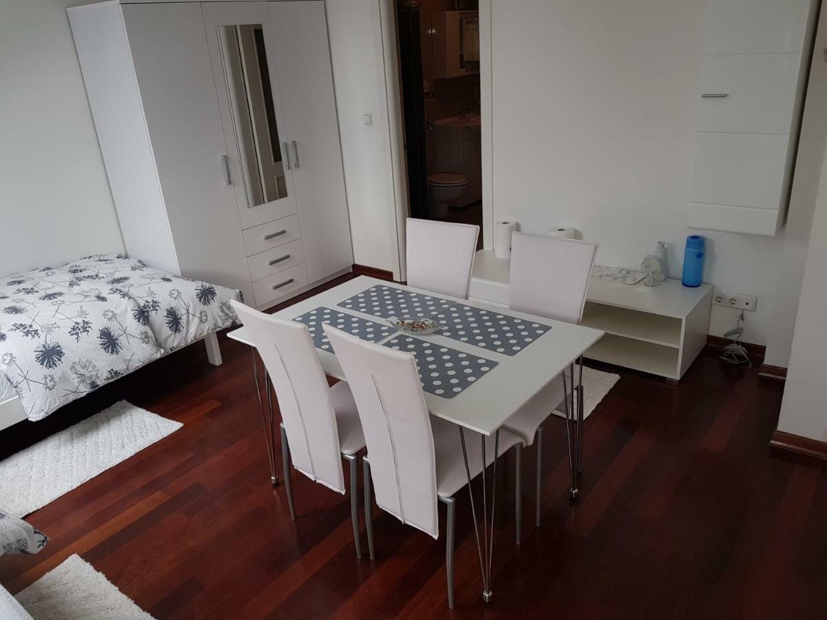 Apartman Maksimir Lux Zagreb-145M2 Leilighet Eksteriør bilde